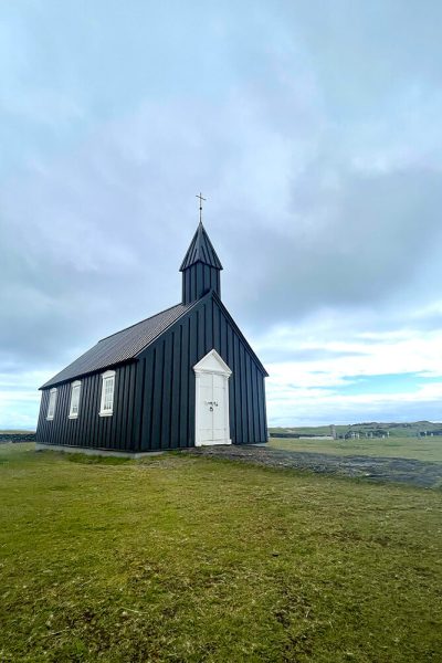 Budir iglesia negra
