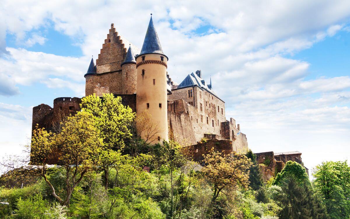 castillo de vianden excursiones desde luxemburgo