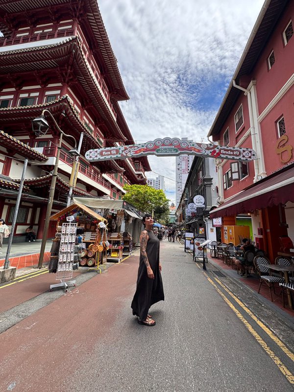 paseando por chinatown en singapur