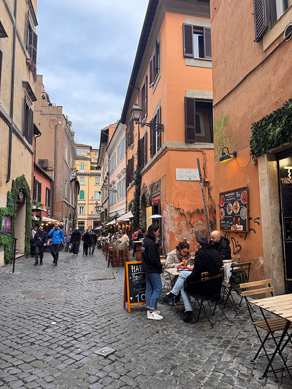 cafe en roma